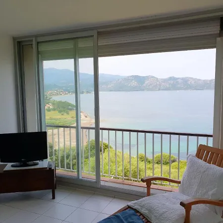 D'une A Florent Avec Terrasse Amenagee A 50 M De La Plage Apartmán