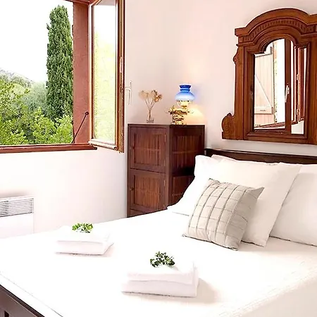 Apartmán D'une A Florent Avec Terrasse Amenagee A 50 M De La Plage Saint-Florent (Corsica)